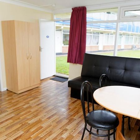 Pontins-Southport Holiday Park Exteriör bild