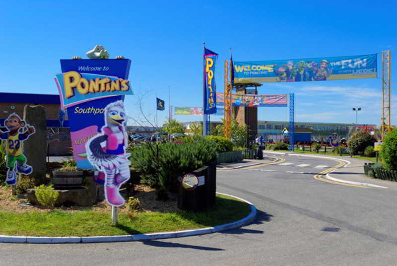 Pontins-Southport Holiday Park Exteriör bild